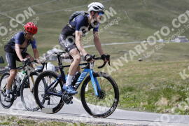 Photo #3213976 | 24-06-2023 15:52 | Passo Dello Stelvio - Peak BICYCLES
