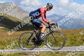 Photo #3911121 | 16-08-2023 11:11 | Passo Dello Stelvio - Peak BICYCLES