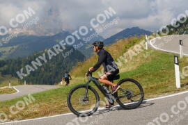 Photo #2587983 | 11-08-2022 10:01 | Gardena Pass BICYCLES