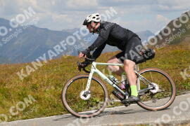 Foto #3920865 | 17-08-2023 12:27 | Passo Dello Stelvio - die Spitze BICYCLES