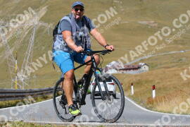 Photo #2753445 | 26-08-2022 12:30 | Passo Dello Stelvio - Peak BICYCLES