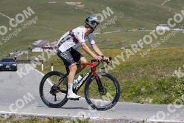 Photo #3510422 | 17-07-2023 11:40 | Passo Dello Stelvio - Peak BICYCLES