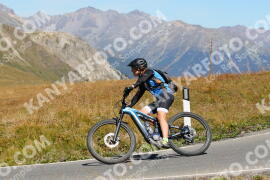 Photo #2729409 | 24-08-2022 12:29 | Passo Dello Stelvio - Peak BICYCLES