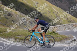 Photo #2711845 | 22-08-2022 14:48 | Passo Dello Stelvio - Prato side BICYCLES