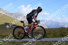 Photo #3910517 | 16-08-2023 10:35 | Passo Dello Stelvio - Peak BICYCLES