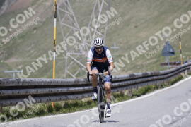 Photo #3124849 | 17-06-2023 12:05 | Passo Dello Stelvio - Peak BICYCLES