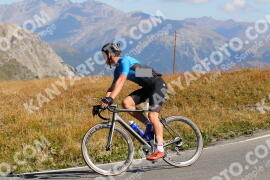 Photo #2735927 | 25-08-2022 10:39 | Passo Dello Stelvio - Peak BICYCLES