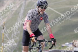 Foto #3289103 | 29-06-2023 14:54 | Passo Dello Stelvio - die Spitze BICYCLES