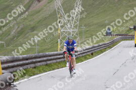 Foto #3294783 | 01-07-2023 10:40 | Passo Dello Stelvio - die Spitze BICYCLES