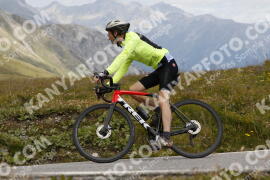 Photo #3696027 | 02-08-2023 11:57 | Passo Dello Stelvio - Peak BICYCLES