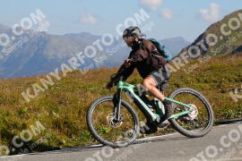 Foto #3910196 | 16-08-2023 10:09 | Passo Dello Stelvio - die Spitze BICYCLES