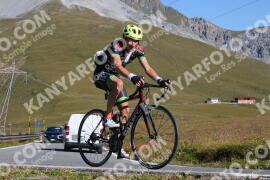 Photo #3955910 | 19-08-2023 09:31 | Passo Dello Stelvio - Peak BICYCLES