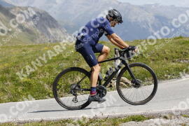 Foto #3364874 | 07-07-2023 11:05 | Passo Dello Stelvio - die Spitze BICYCLES