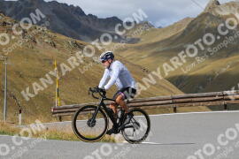 Photo #4291469 | 19-09-2023 11:12 | Passo Dello Stelvio - Peak BICYCLES