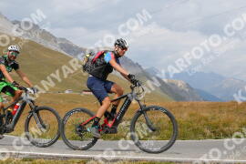 Foto #2680478 | 17-08-2022 13:37 | Passo Dello Stelvio - die Spitze BICYCLES