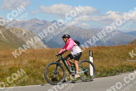 Foto #2669647 | 16-08-2022 12:33 | Passo Dello Stelvio - die Spitze BICYCLES