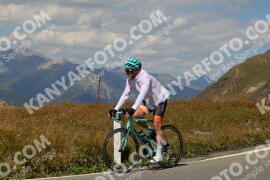 Photo #2672593 | 16-08-2022 14:37 | Passo Dello Stelvio - Peak BICYCLES