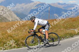 Photo #2740155 | 25-08-2022 13:58 | Passo Dello Stelvio - Peak BICYCLES