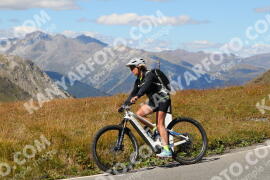 Foto #2700891 | 21-08-2022 15:06 | Passo Dello Stelvio - die Spitze BICYCLES