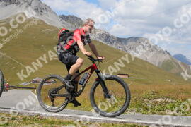 Foto #4015475 | 21-08-2023 14:11 | Passo Dello Stelvio - die Spitze BICYCLES