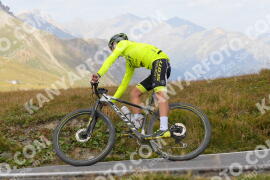 Photo #4037604 | 23-08-2023 13:46 | Passo Dello Stelvio - Peak BICYCLES