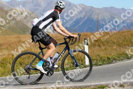 Foto #2726802 | 24-08-2022 11:06 | Passo Dello Stelvio - die Spitze BICYCLES