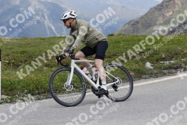 Foto #3202785 | 23-06-2023 13:41 | Passo Dello Stelvio - die Spitze BICYCLES