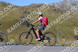Photo #3958291 | 19-08-2023 11:08 | Passo Dello Stelvio - Peak BICYCLES