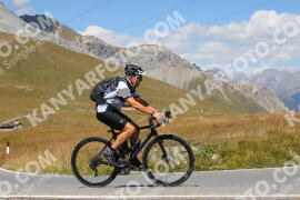 Photo #2671446 | 16-08-2022 13:25 | Passo Dello Stelvio - Peak BICYCLES