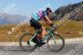 Foto #4197299 | 08-09-2023 10:42 | Passo Dello Stelvio - die Spitze BICYCLES