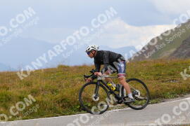 Photo #3921884 | 17-08-2023 13:25 | Passo Dello Stelvio - Peak BICYCLES