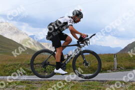 Photo #3921581 | 17-08-2023 13:06 | Passo Dello Stelvio - Peak BICYCLES