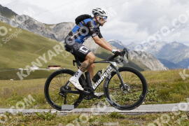 Photo #3649003 | 30-07-2023 11:21 | Passo Dello Stelvio - Peak BICYCLES