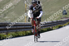 Photo #3223337 | 25-06-2023 14:17 | Passo Dello Stelvio - Peak BICYCLES
