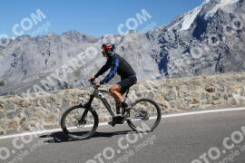 Photo #2719833 | 23-08-2022 14:30 | Passo Dello Stelvio - Prato side BICYCLES