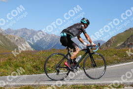 Foto #3809685 | 11-08-2023 11:55 | Passo Dello Stelvio - die Spitze BICYCLES