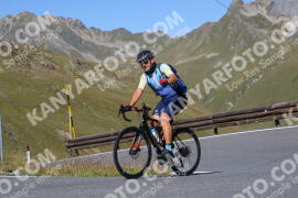 Foto #3956477 | 19-08-2023 10:10 | Passo Dello Stelvio - die Spitze BICYCLES