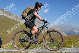 Photo #3981826 | 20-08-2023 11:23 | Passo Dello Stelvio - Peak BICYCLES