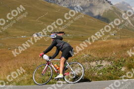 Photo #2672303 | 16-08-2022 14:15 | Passo Dello Stelvio - Peak BICYCLES