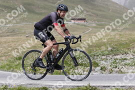 Photo #3178903 | 20-06-2023 13:57 | Passo Dello Stelvio - Peak BICYCLES