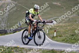 Photo #3238301 | 26-06-2023 11:33 | Passo Dello Stelvio - Peak BICYCLES