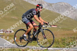 Photo #4046356 | 24-08-2023 10:56 | Passo Dello Stelvio - Peak BICYCLES