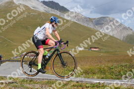 Foto #3919761 | 17-08-2023 11:13 | Passo Dello Stelvio - die Spitze BICYCLES