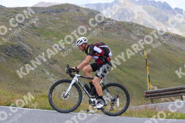 Foto #3895305 | 15-08-2023 12:28 | Passo Dello Stelvio - die Spitze BICYCLES