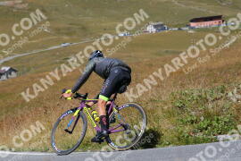 Photo #2671643 | 16-08-2022 13:39 | Passo Dello Stelvio - Peak BICYCLES
