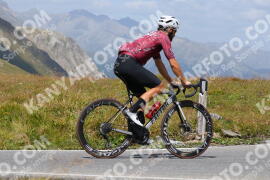 Foto #4037901 | 23-08-2023 14:06 | Passo Dello Stelvio - die Spitze BICYCLES