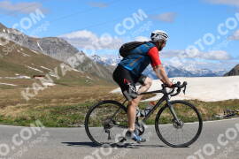 Photo #4659777 | 22-06-2024 11:04 | Passo Dello Stelvio - Peak BICYCLES