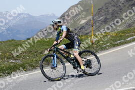 Photo #3223416 | 25-06-2023 14:26 | Passo Dello Stelvio - Peak BICYCLES