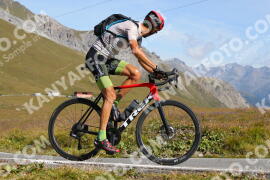 Foto #3851747 | 13-08-2023 10:21 | Passo Dello Stelvio - die Spitze BICYCLES