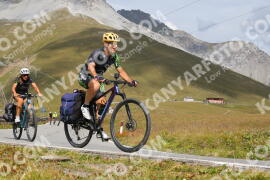 Foto #3919970 | 17-08-2023 11:33 | Passo Dello Stelvio - die Spitze BICYCLES